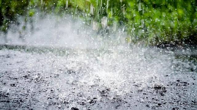 Tornano temporali e rovesci in tutto il Veneto Tornano temporali e rovesci in tutto il Veneto