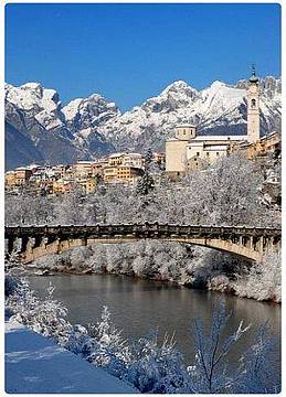 belluno_panorama - Credits @dolomiti.it(IG) belluno_panorama - Credits @dolomiti.it(IG)