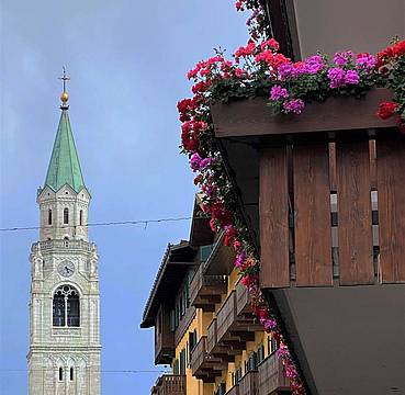 Cortina-town-centre_@simoamorim_hp