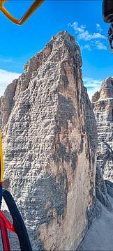 Alpinista colpita da un masso sulla Grande delle Tre Cime di Lavaredo Alpinista colpita da un masso sulla Grande delle Tre Cime di Lavaredo