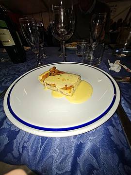 Quiches ricotta e radicchio con fonduta montasio e zucca