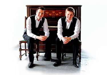 SCOTT BROTHERS DUO IMAGE