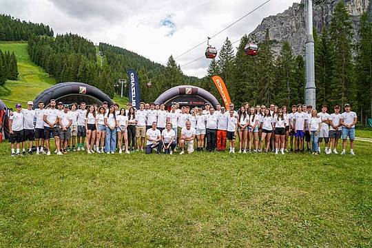 Alleghe, bene la Festa dello sci regionale Alleghe, bene la Festa dello sci regionale