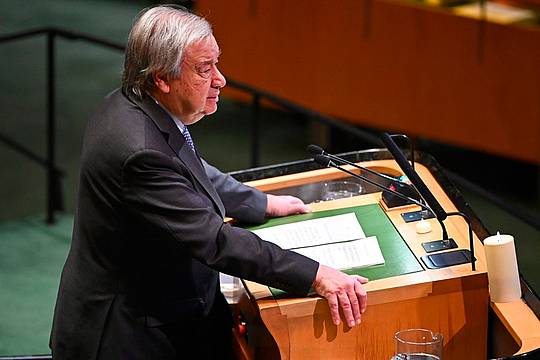 Il segretario Antonio Guterres nella sede delle Nazioni Unite (Ipa/Fotogramma)