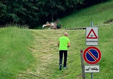 L'intervento del Soccorso Alpino alla piazzola del 118 L'intervento del Soccorso Alpino alla piazzola del 118