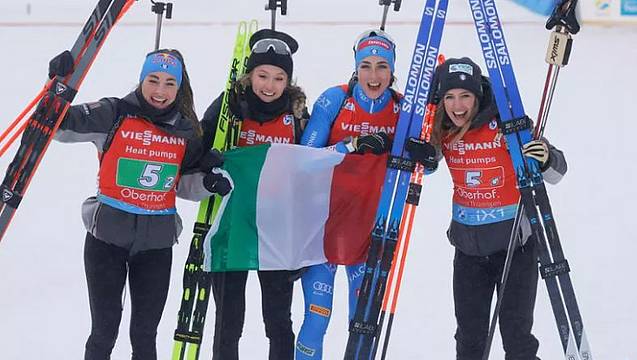 L'Italia campione del mondo in staffetta