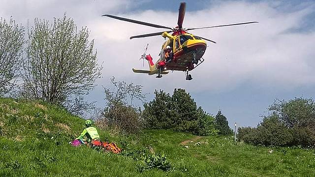 Tre piloti di parapendio precipitati sul Grappa