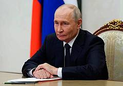 Putin - Ucraina-Russia, Kiev spezza l'assedio nel Donetsk Putin - Ucraina-Russia, Kiev spezza l'assedio nel Donetsk