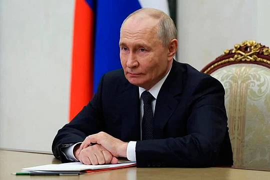 Putin - Ucraina-Russia, Kiev spezza l'assedio nel Donetsk Putin - Ucraina-Russia, Kiev spezza l'assedio nel Donetsk