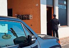 I carabinieri durante l'operazione Happy ending I carabinieri durante l'operazione Happy ending