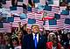 Trump, comizio show di due ore a Dallas - 5mila dollari a ogni americano se i Repubblicani vincono i midterm.