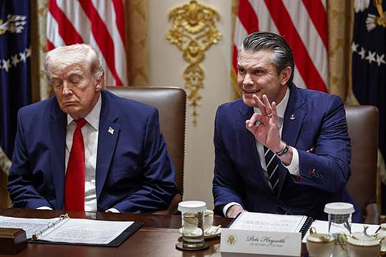 Trump-e-Hegseth-(Fotogramma) - Usa non possono prolungare la guerra contro l'Iran, i vertici militari gelano il Pentagono